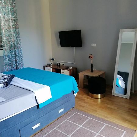 Villa Juni Crikvenica Buitenkant foto